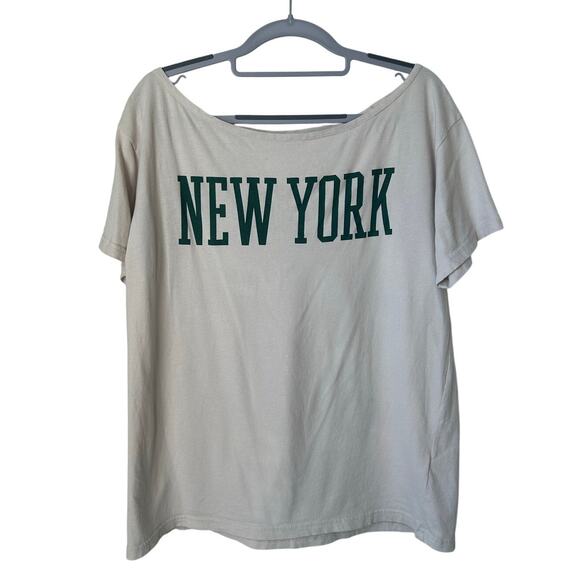 Hollister Oversized Off Shoulder New York Graphic Tee - Small - Picture 2 of 5